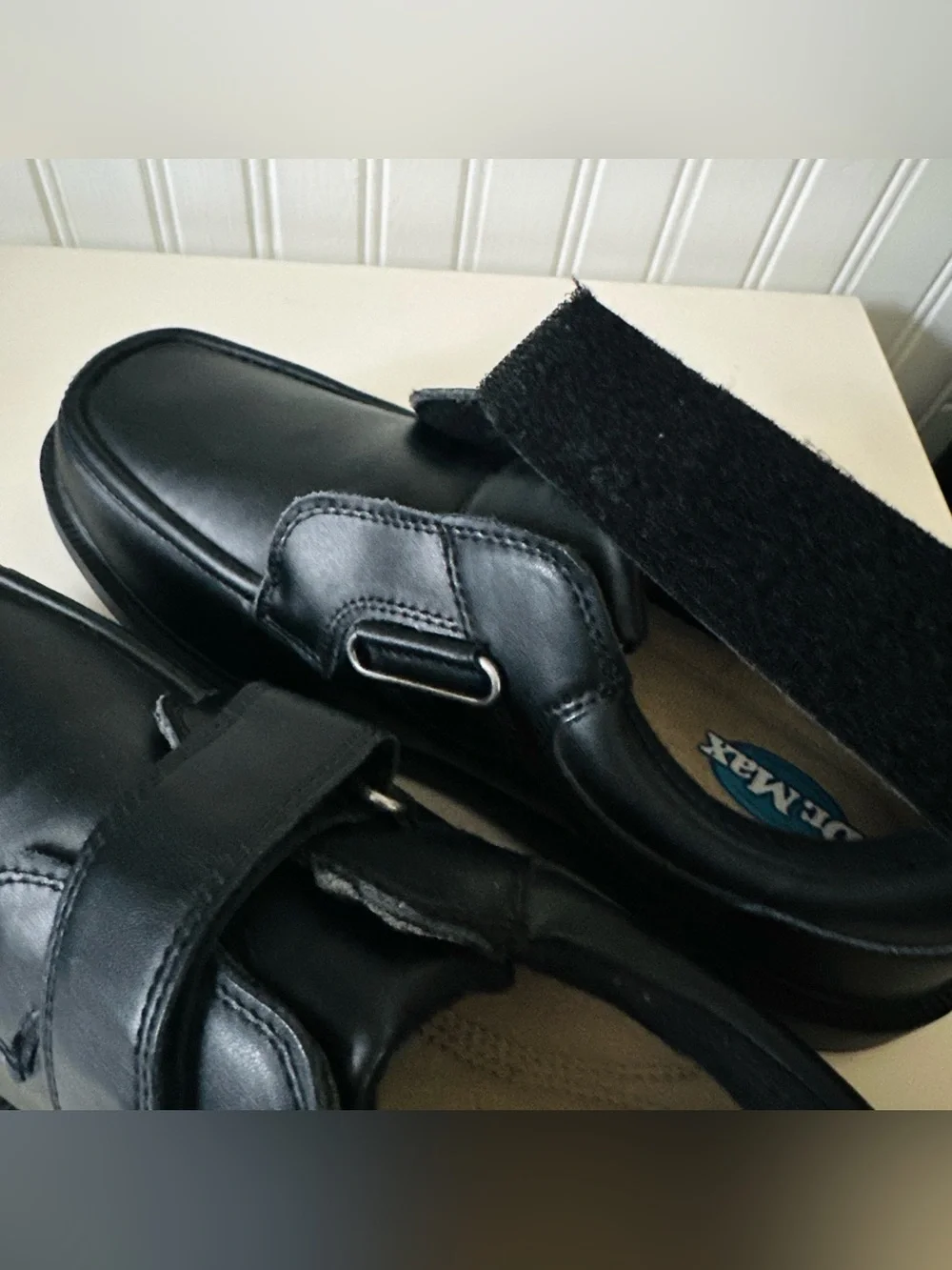 🔥Dr. Max Black Comfort Walking Shoes with Velcro Strap🖤